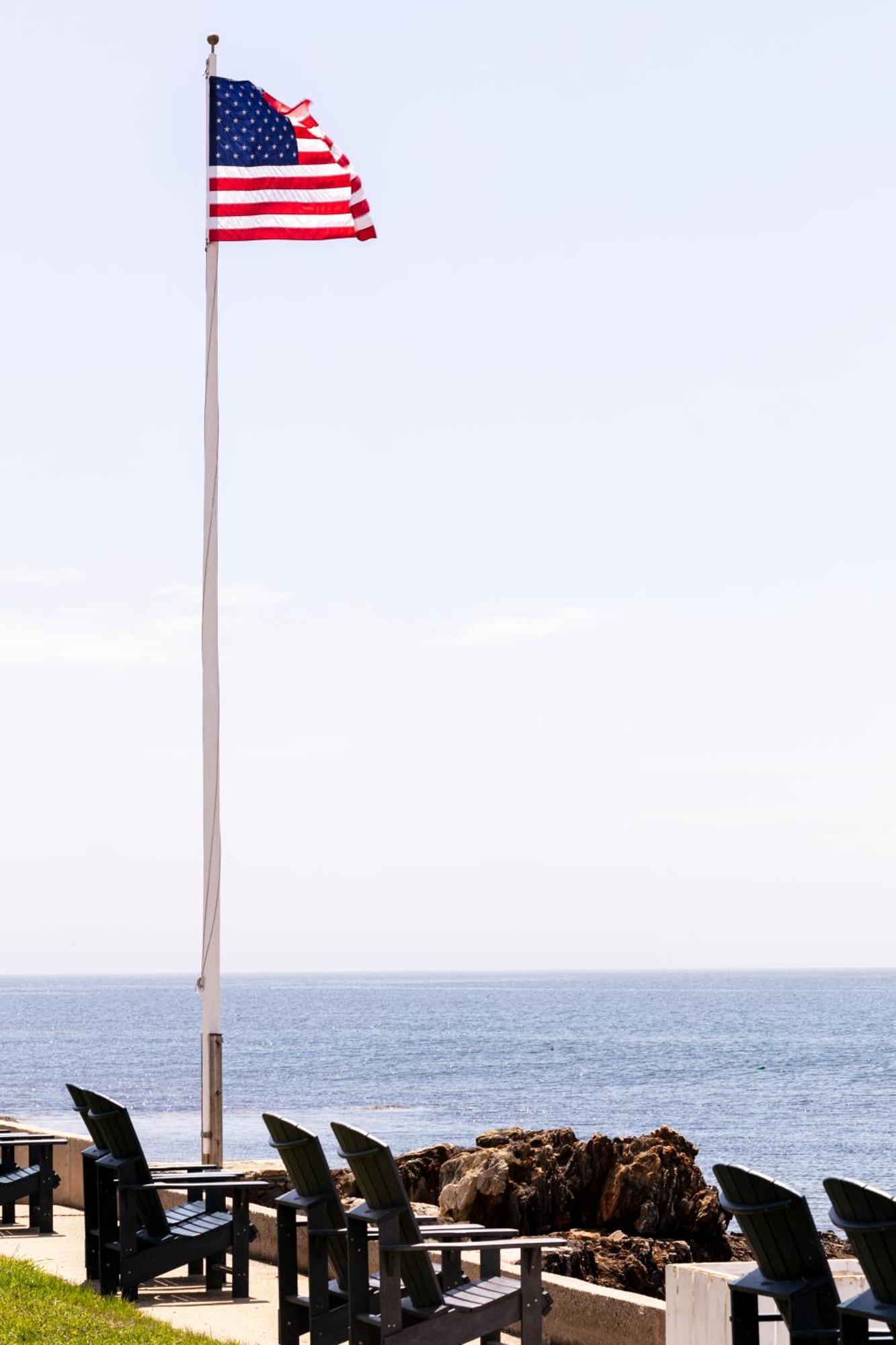Bluebird Ocean Point Inn Exterior foto
